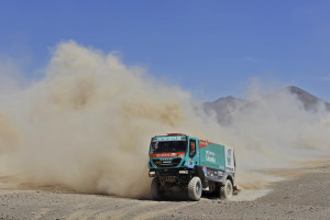 Dakar 2015, 8°tappa: secondo posto per Gerard de Rooy in una tappa davvero impegnativa