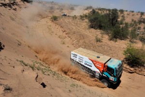 516 VAN GENUGTEN TON VAN LIMPT ANTON VAN EERD PETER (nld) IVECO action during the Dakar 2016 Argentina, Bolivia, Etape 9 / Stage 9, Belen - Belen, from January 12, 2016 - Photo DPPI