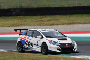 Roberto Colciago (AGS,Honda Civic TCR 2015-TCR #5)